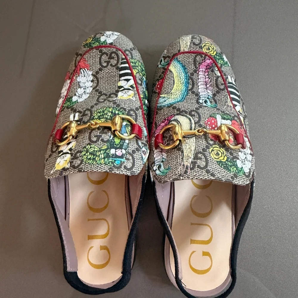 Gucci Kids Beige GG Supreme Floral Print Horsebit Moccasins with Red Trim